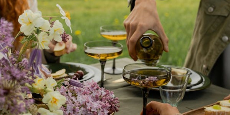 calgary festival: Lilac festival